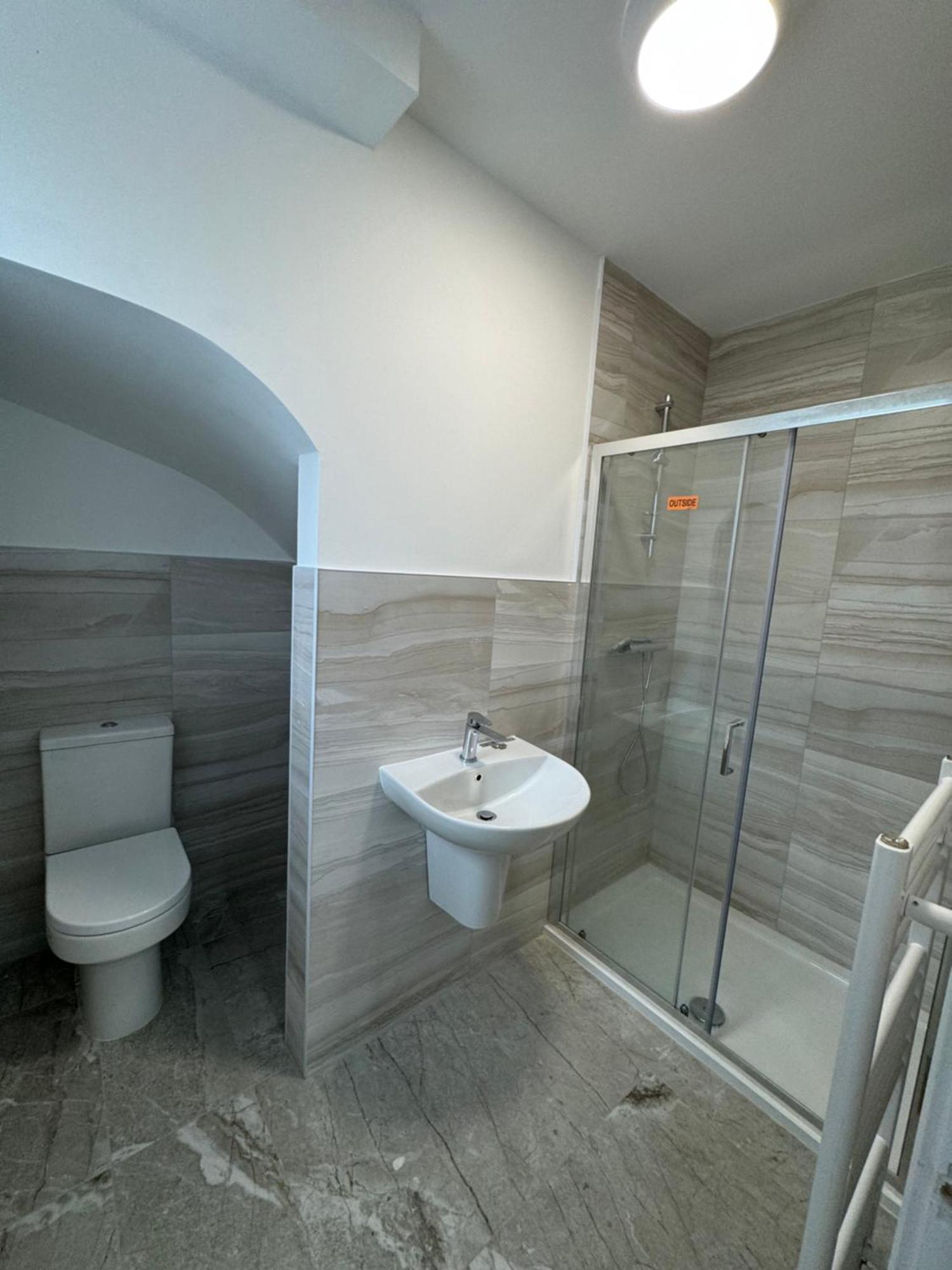 Royal Hill En Hotel Bristol Bagian luar foto